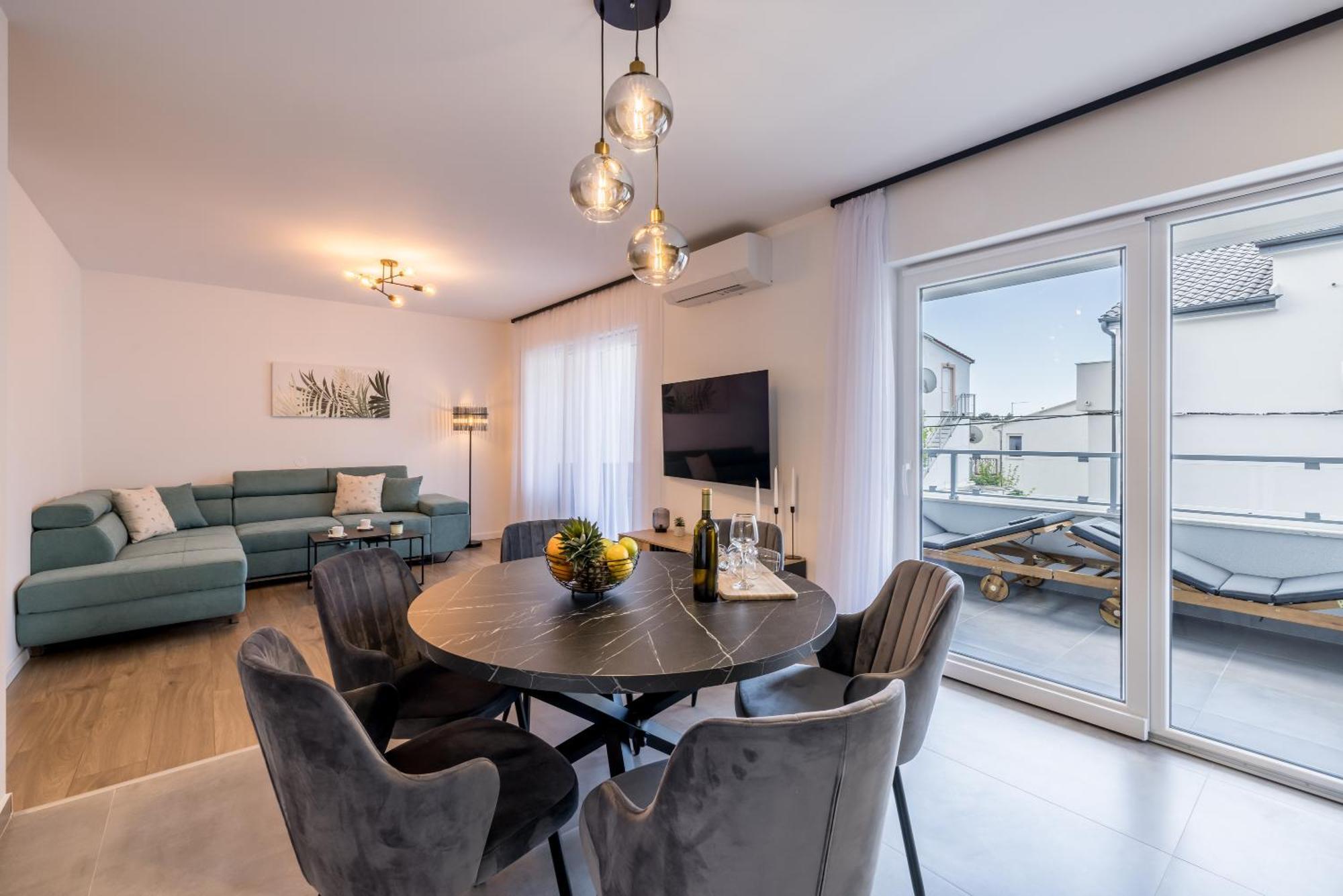 Adriatic Nest, Cozy And Modern Two Bedroom Apartment Kaštela 外观 照片