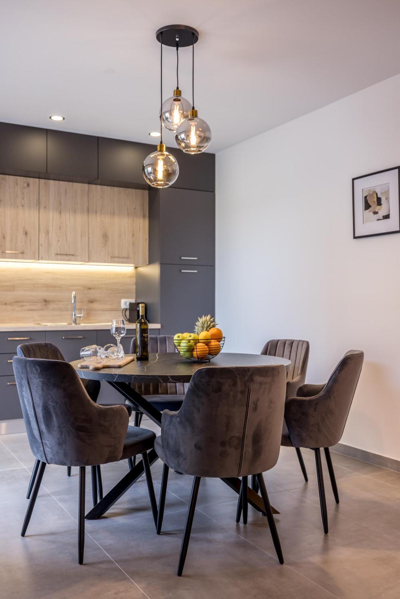 Adriatic Nest, Cozy And Modern Two Bedroom Apartment Kaštela 外观 照片
